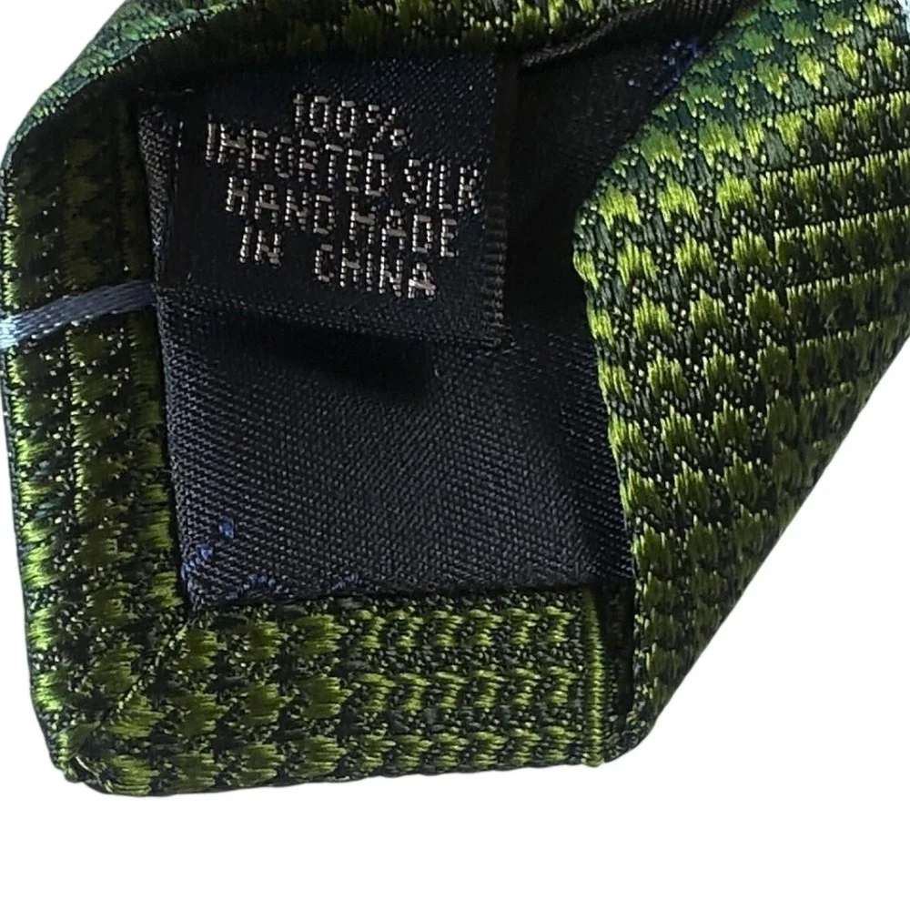 Paul Fredrick Men's Silk Green Plaid Necktie NWT‎
